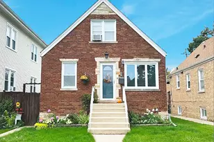5040 N Moody Ave, Chicago, IL 60630 - Photo 2