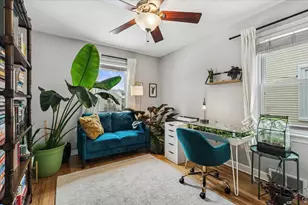 5040 N Moody Ave, Chicago, IL 60630 - Photo 10