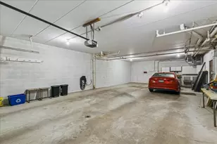 15705 Old Orchard Ct, Orland Park, IL 60462 - Photo 20