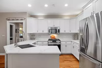 55 Chesterfield Court, Burr Ridge, IL 60522 - Photo 12