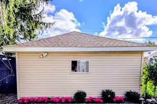 6005 W Waveland Ave, Chicago, IL 60634 - Photo 2