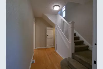 572 Douglas Avenue, Calumet City, IL 60409 - Photo 4