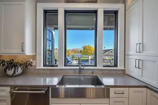 5N193 Prairie Rose Dr, Saint Charles, IL 60175 - Photo 16