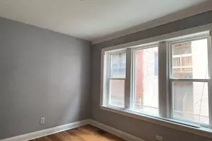 7307 S Bennett Ave, Chicago, IL 60649 - Photo 4