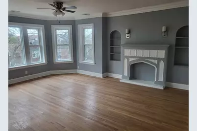 7307 S Bennett Avenue #1, Chicago, IL 60649 - Photo 2