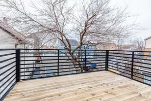 2109 W 18th Pl, Chicago, IL 60608 - Photo 36