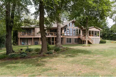 11N060 Johnstown Road, Elgin, IL 60124 - Photo 8