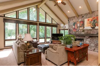 11N060 Johnstown Road, Elgin, IL 60124 - Photo 16