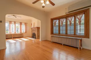 122 Elizabeth St, Calumet City, IL 60409 - Photo 10