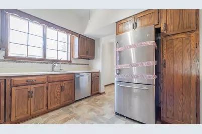 122 Elizabeth Street, Calumet City, IL 60409 - Photo 8