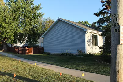 421 Klick Street, Hampshire, IL 60140 - Photo 4