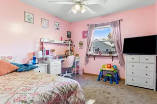 215 Fernwood Rd, Montgomery, IL 60538 - Photo 12