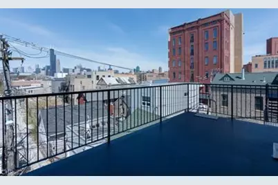 562 W 18th Street #3W, Chicago, IL 60616 - Photo 14