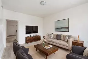 8231 S Coles Ave, Chicago, IL 60617 - Photo 4