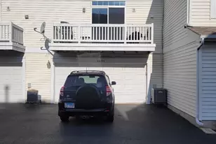 4605 Sawgrass Blvd, Wadsworth, IL 60083 - Photo 4