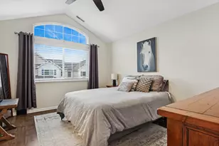 469 S Jade Ln, Round Lake, IL 60073 - Photo 12