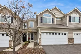 469 S Jade Ln, Round Lake, IL 60073 - Photo 1