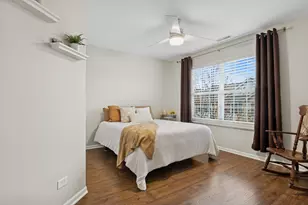 469 S Jade Ln, Round Lake, IL 60073 - Photo 18