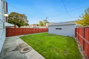 4254 W Wrightwood Ave, Chicago, IL 60639 - Photo 32