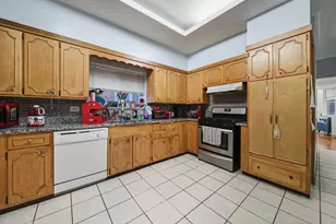 4254 W Wrightwood Ave, Chicago, IL 60639 - Photo 12