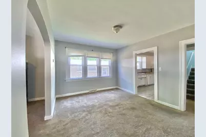 685 E 142nd Street, Dolton, IL 60419 - Photo 6