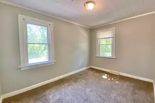 685 E 142nd St, Dolton, IL 60419 - Photo 10