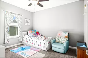 3103 Fox Creek Rd, Bloomington, IL 61705 - Photo 30