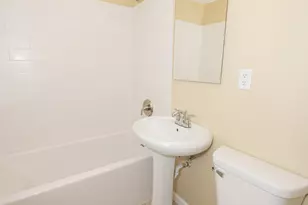 1611 W Glenwood Ave, Joliet, IL 60435 - Photo 18