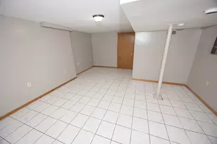 1611 W Glenwood Ave, Joliet, IL 60435 - Photo 24