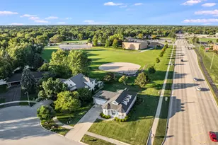 101 Bell Ct, Oswego, IL 60543 - Photo 44