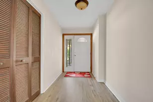 136 Willow St, Park Forest, IL 60466 - Photo 2