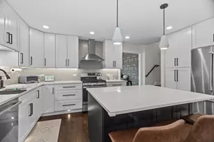 3240 Pitcher Dr, Darien, IL 60561 - Photo 12