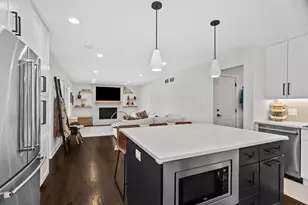 3240 Pitcher Dr, Darien, IL 60561 - Photo 14