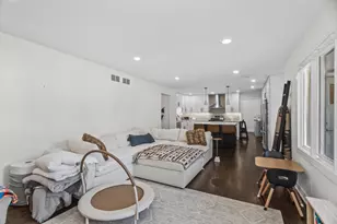 3240 Pitcher Dr, Darien, IL 60561 - Photo 16