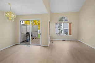 1252 S Parkside Dr, Palatine, IL 60067 - Photo 6