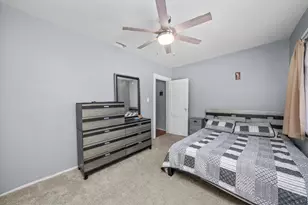 31 E 155th St, Harvey, IL 60426 - Photo 16