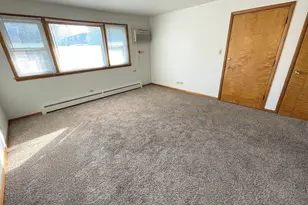 509 Kungs Way, Joliet, IL 60435 - Photo 4