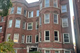 6716 S Chappel Ave, Chicago, IL 60649 - Photo 1