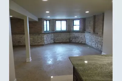 1803 W Superior Street #GDN, Chicago, IL 60622 - Photo 4