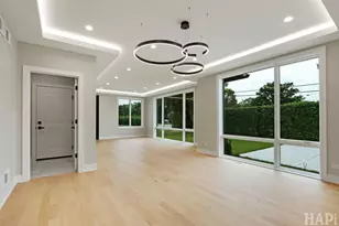 2700 Fontana Dr, Glenview, IL 60025 - Photo 14