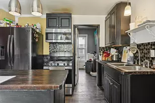 215 S Park Ave, Waukegan, IL 60085 - Photo 8