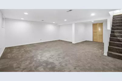 104 E Lincoln Street, Mount Prospect, IL 60056 - Photo 16