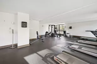 4800 S Lake Park Ave, Chicago, IL 60615 - Photo 14