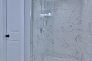 9322 S Euclid Ave, Chicago, IL 60617 - Photo 42