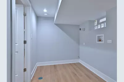 9322 S Euclid Avenue, Chicago, IL 60617 - Photo 36