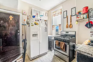 5225 S Indiana Ave, Chicago, IL 60615 - Photo 8