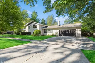 725 Locust Rd, Wilmette, IL 60091 - Photo 1