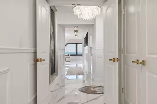 175 E Delaware Pl, Chicago, IL 60611 - Photo 20