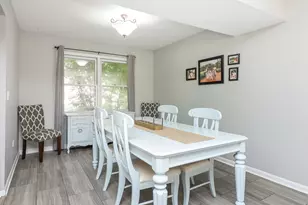 3 Hickory Oaks Ct, Bolingbrook, IL 60490 - Photo 4