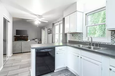 3 Hickory Oaks Court, Bolingbrook, IL 60490 - Photo 6